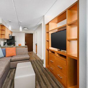 Executive Studio Suite Two Double Beds